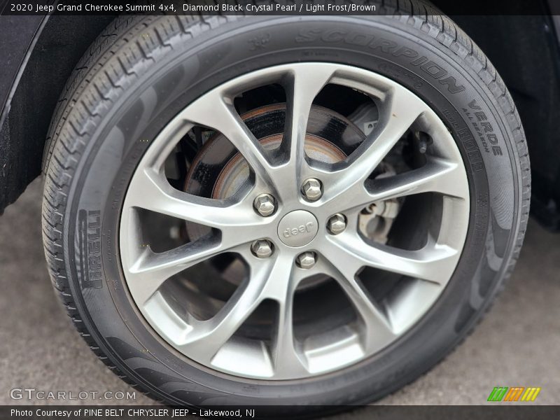  2020 Grand Cherokee Summit 4x4 Wheel