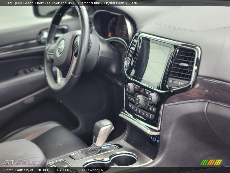 Diamond Black Crystal Pearl / Black 2020 Jeep Grand Cherokee Overland 4x4