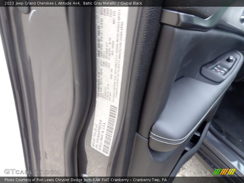 Baltic Gray Metallic / Global Black 2023 Jeep Grand Cherokee L Altitude 4x4