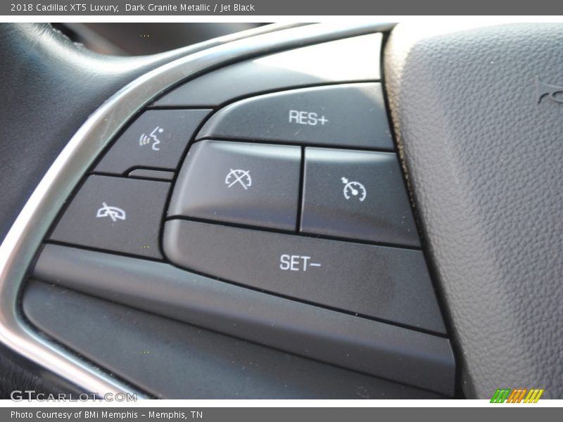  2018 XT5 Luxury Steering Wheel