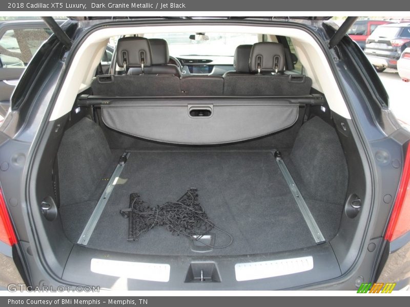  2018 XT5 Luxury Trunk