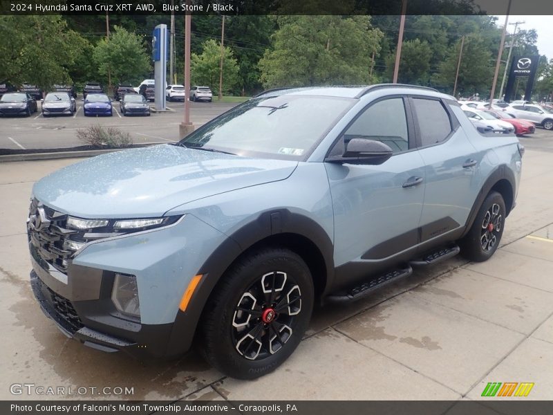 Front 3/4 View of 2024 Santa Cruz XRT AWD