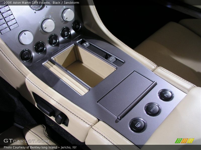 Black / Sandstorm 2006 Aston Martin DB9 Volante