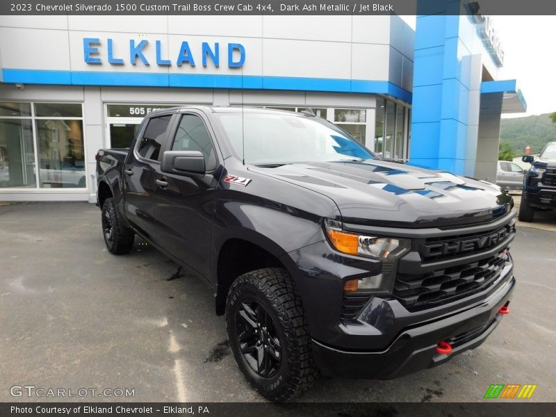 Dark Ash Metallic / Jet Black 2023 Chevrolet Silverado 1500 Custom Trail Boss Crew Cab 4x4