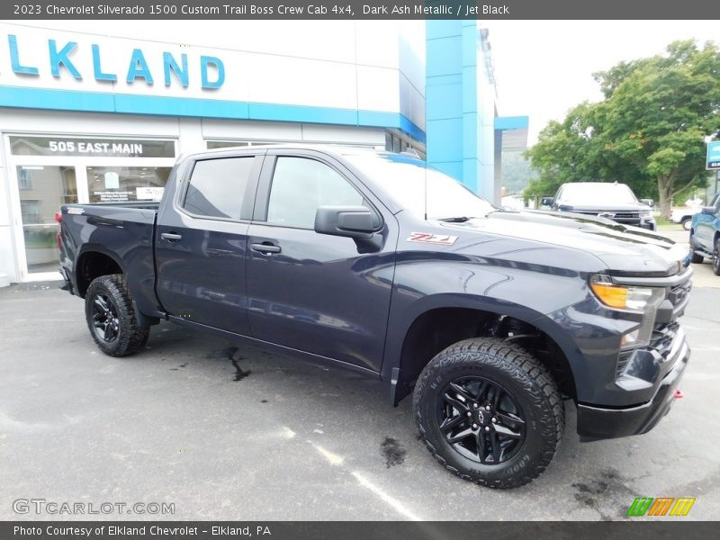 Dark Ash Metallic / Jet Black 2023 Chevrolet Silverado 1500 Custom Trail Boss Crew Cab 4x4