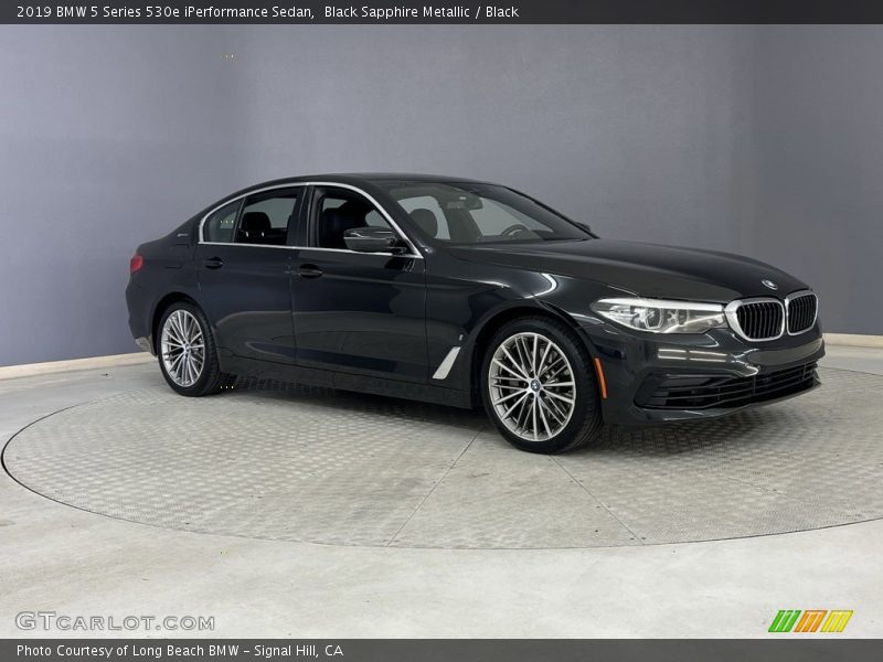 Black Sapphire Metallic / Black 2019 BMW 5 Series 530e iPerformance Sedan