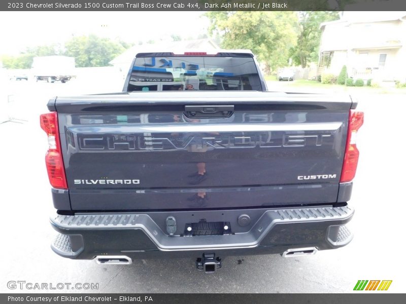 Dark Ash Metallic / Jet Black 2023 Chevrolet Silverado 1500 Custom Trail Boss Crew Cab 4x4