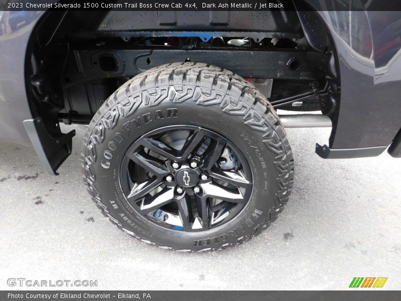  2023 Silverado 1500 Custom Trail Boss Crew Cab 4x4 Wheel
