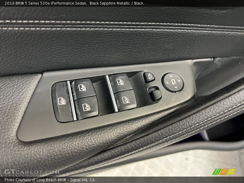 Black Sapphire Metallic / Black 2019 BMW 5 Series 530e iPerformance Sedan