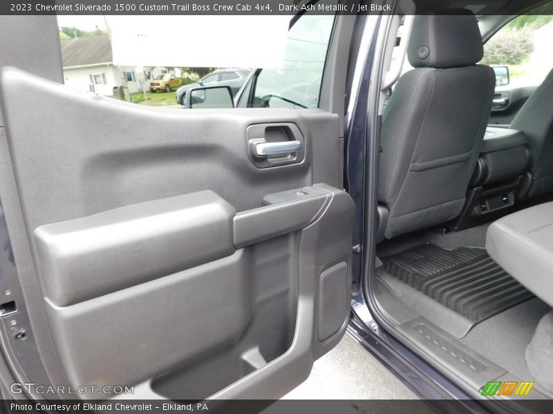 Dark Ash Metallic / Jet Black 2023 Chevrolet Silverado 1500 Custom Trail Boss Crew Cab 4x4