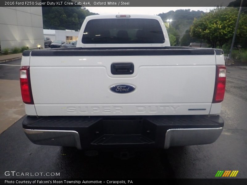 Oxford White / Steel 2016 Ford F250 Super Duty XLT Crew Cab 4x4
