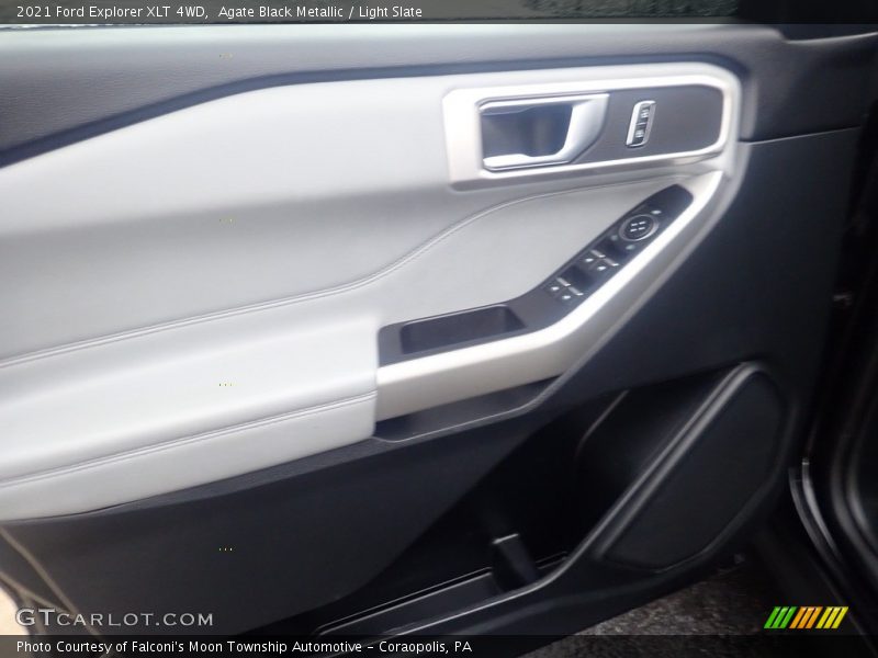 Agate Black Metallic / Light Slate 2021 Ford Explorer XLT 4WD