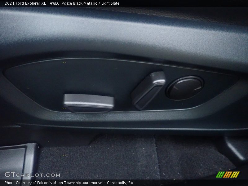 Agate Black Metallic / Light Slate 2021 Ford Explorer XLT 4WD