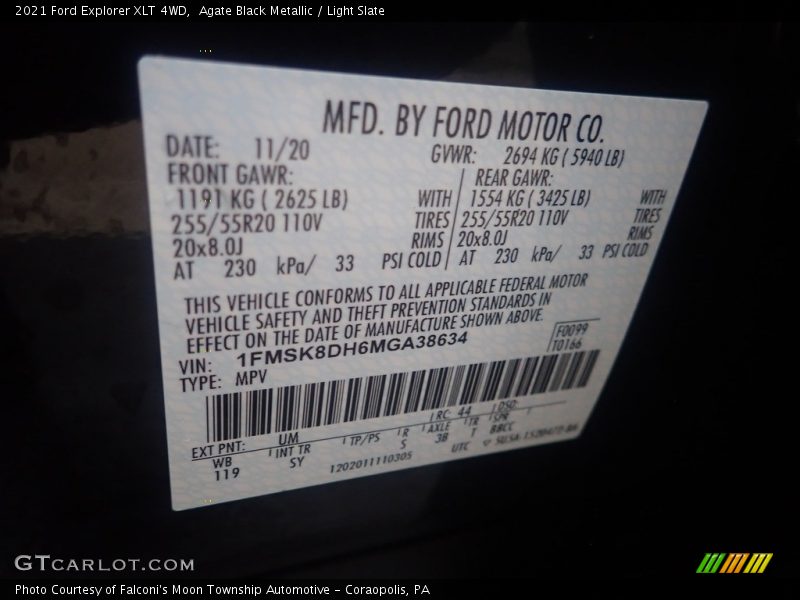 Agate Black Metallic / Light Slate 2021 Ford Explorer XLT 4WD