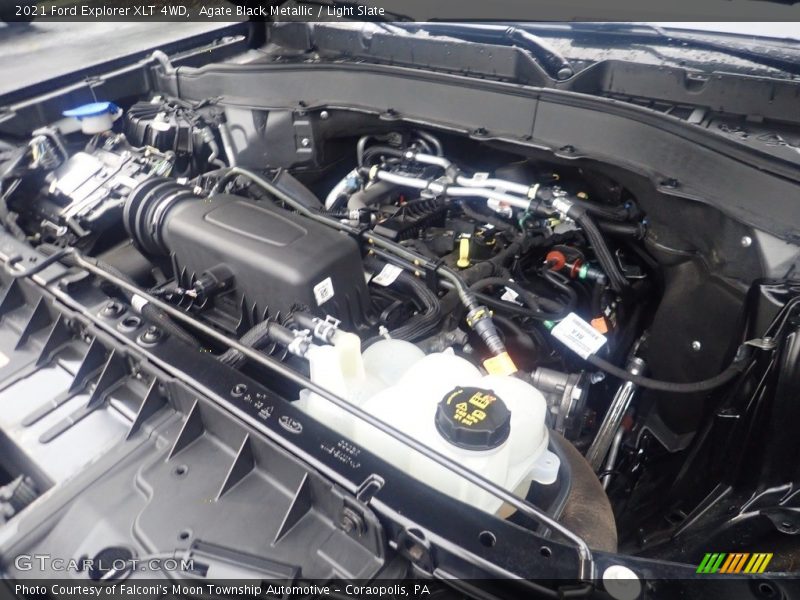 Agate Black Metallic / Light Slate 2021 Ford Explorer XLT 4WD
