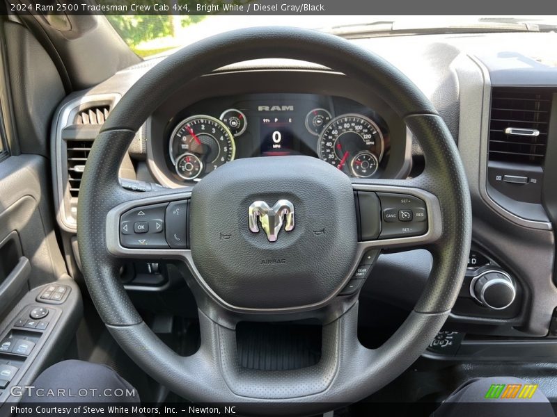  2024 2500 Tradesman Crew Cab 4x4 Steering Wheel