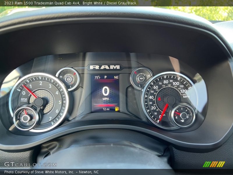  2023 1500 Tradesman Quad Cab 4x4 Tradesman Quad Cab 4x4 Gauges