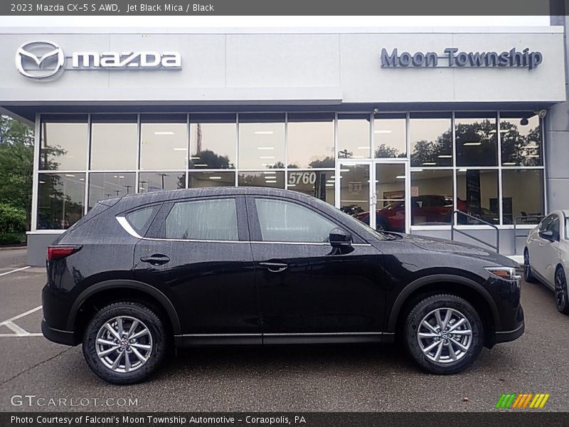 Jet Black Mica / Black 2023 Mazda CX-5 S AWD
