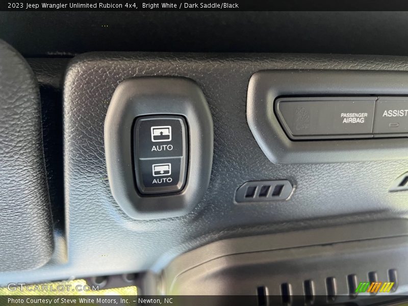 Bright White / Dark Saddle/Black 2023 Jeep Wrangler Unlimited Rubicon 4x4