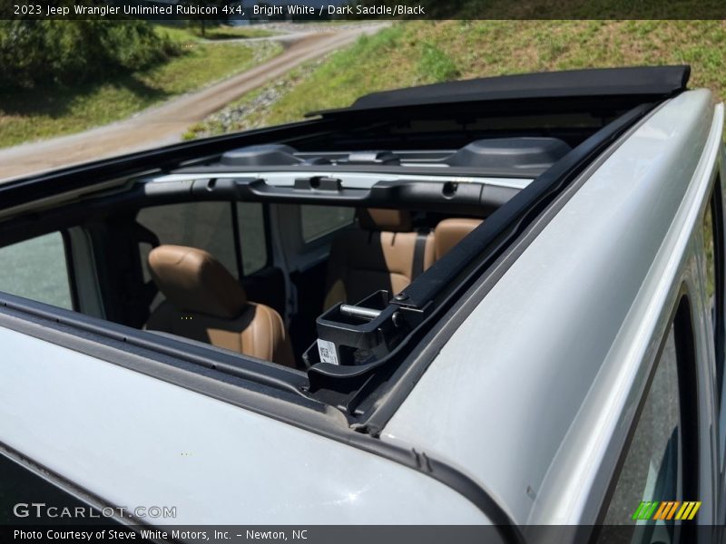Bright White / Dark Saddle/Black 2023 Jeep Wrangler Unlimited Rubicon 4x4