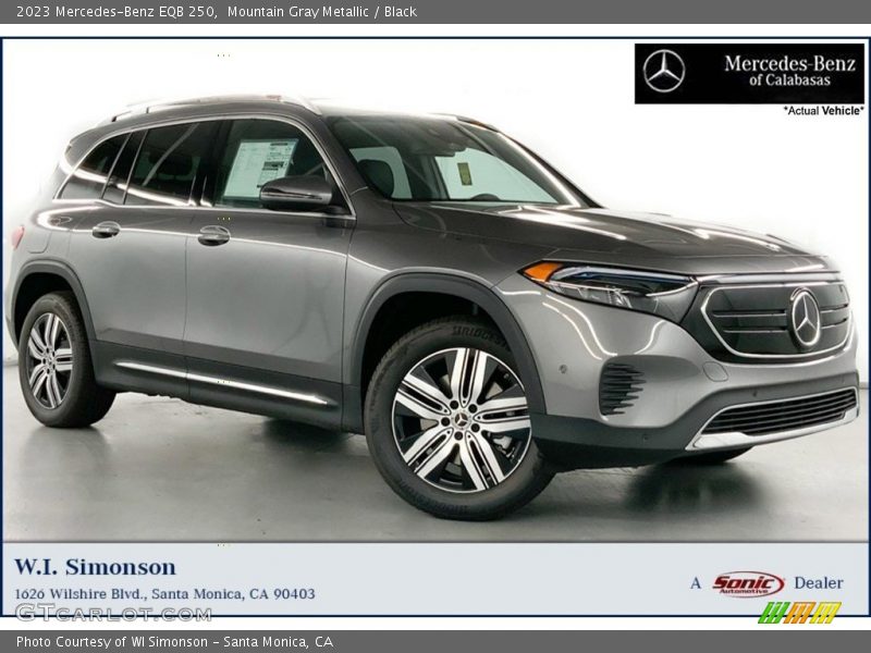 Mountain Gray Metallic / Black 2023 Mercedes-Benz EQB 250