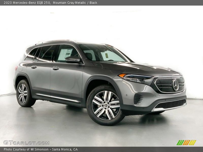 Front 3/4 View of 2023 EQB 250