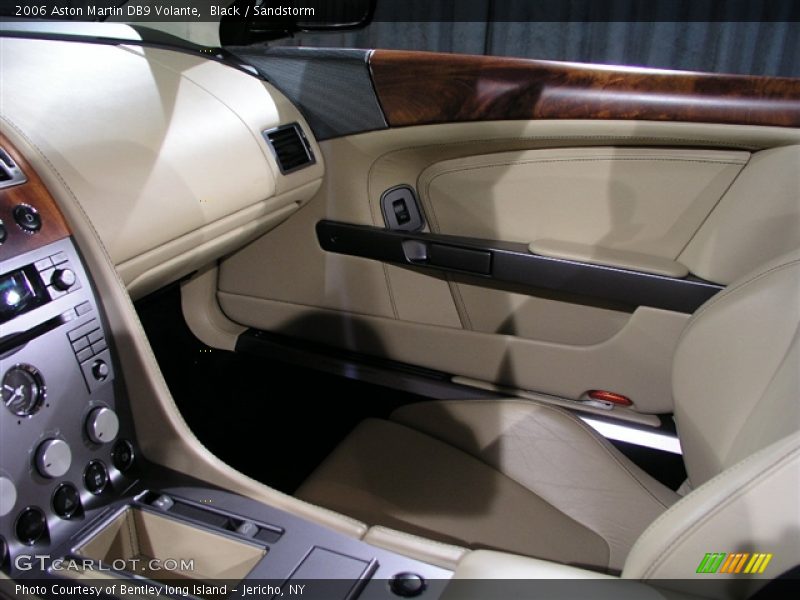 Black / Sandstorm 2006 Aston Martin DB9 Volante