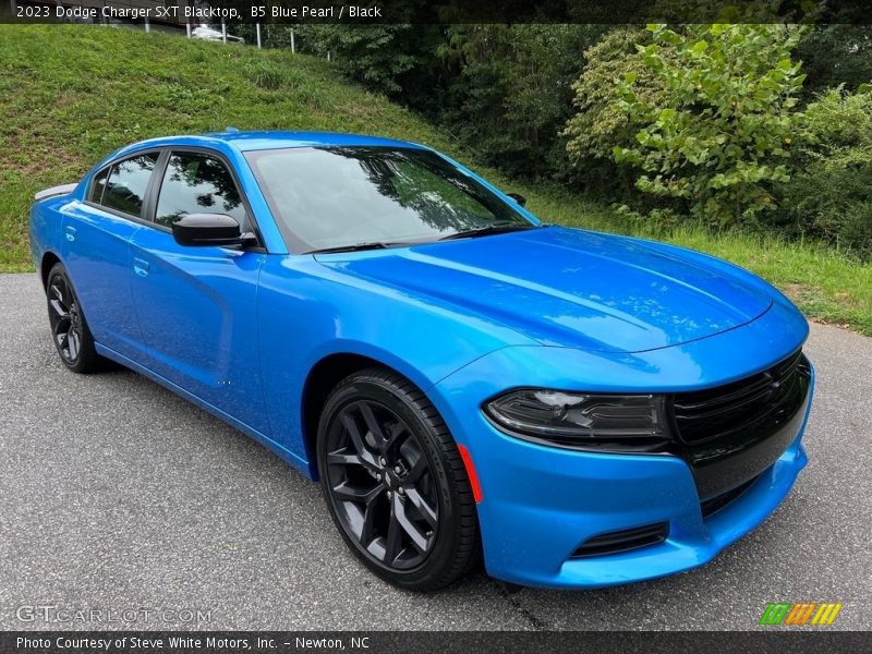 Front 3/4 View of 2023 Charger SXT Blacktop