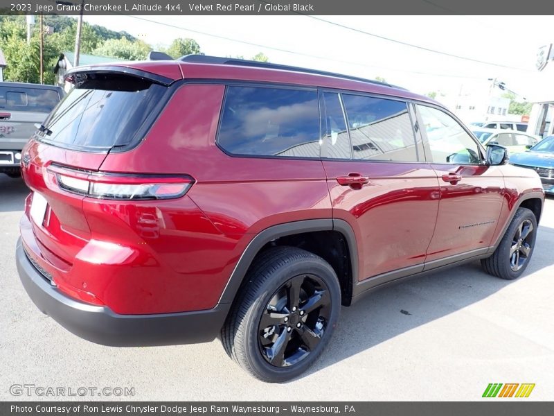 Velvet Red Pearl / Global Black 2023 Jeep Grand Cherokee L Altitude 4x4