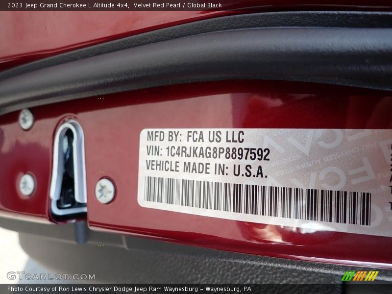 Velvet Red Pearl / Global Black 2023 Jeep Grand Cherokee L Altitude 4x4