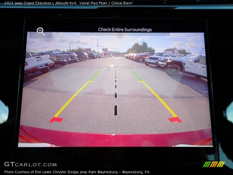 Velvet Red Pearl / Global Black 2023 Jeep Grand Cherokee L Altitude 4x4