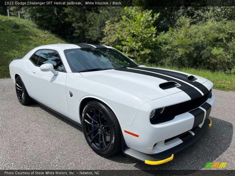 Front 3/4 View of 2023 Challenger SRT Hellcat JailBreak
