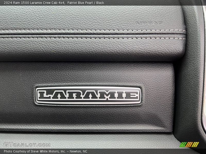  2024 1500 Laramie Crew Cab 4x4 Logo