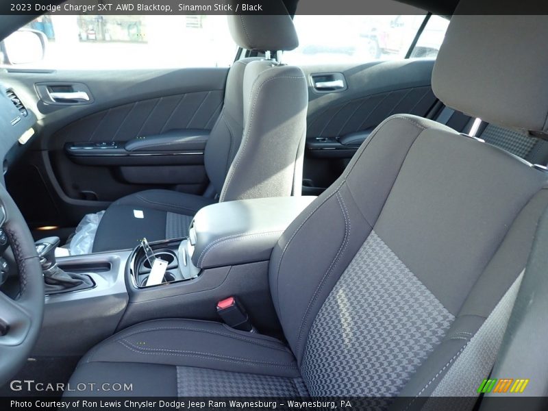 Sinamon Stick / Black 2023 Dodge Charger SXT AWD Blacktop