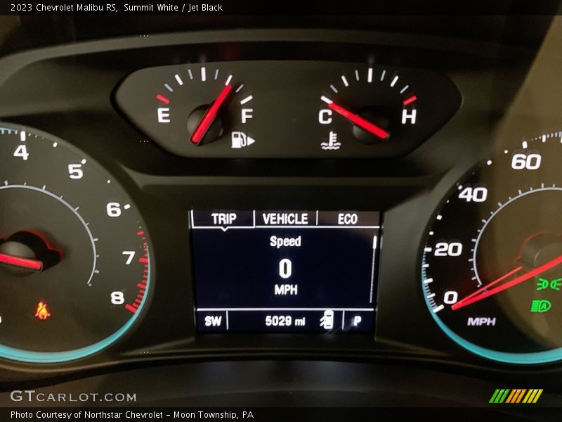 Summit White / Jet Black 2023 Chevrolet Malibu RS