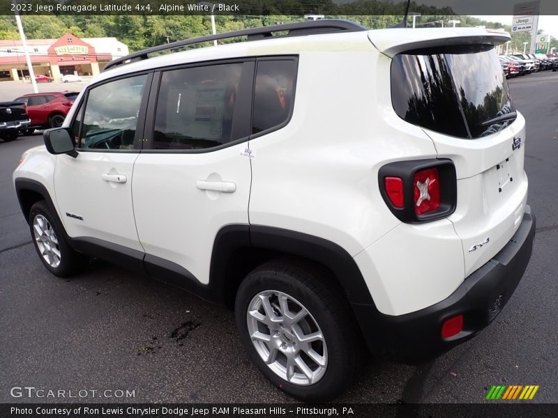 Alpine White / Black 2023 Jeep Renegade Latitude 4x4