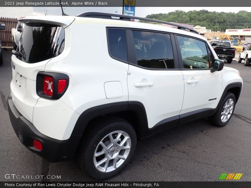 Alpine White / Black 2023 Jeep Renegade Latitude 4x4