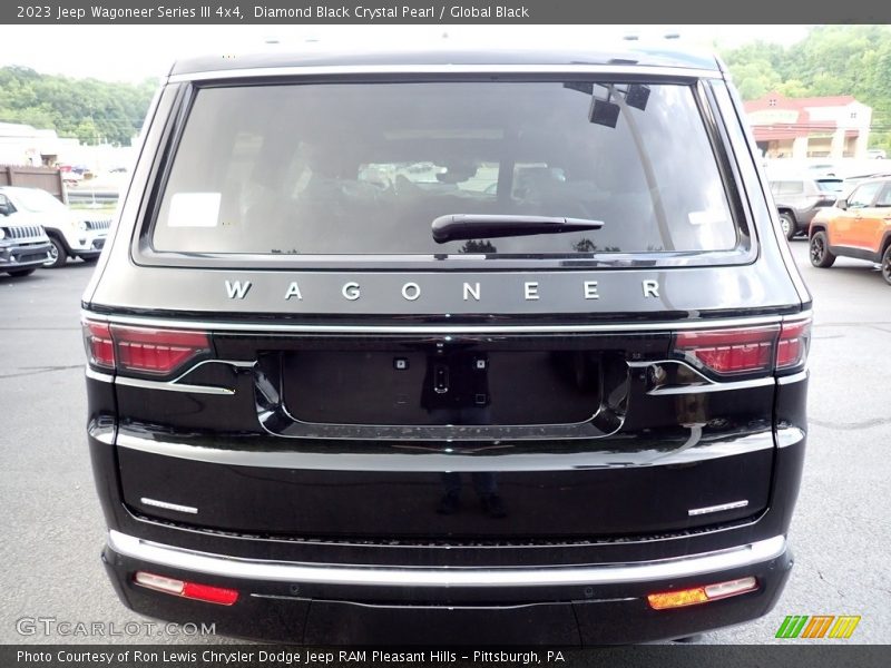 Diamond Black Crystal Pearl / Global Black 2023 Jeep Wagoneer Series III 4x4