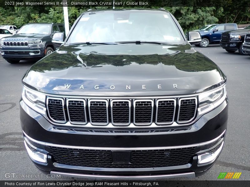  2023 Wagoneer Series III 4x4 Diamond Black Crystal Pearl
