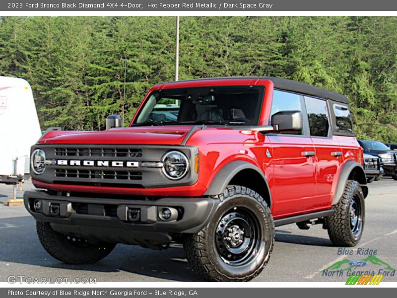 Hot Pepper Red Metallic / Dark Space Gray 2023 Ford Bronco Black Diamond 4X4 4-Door
