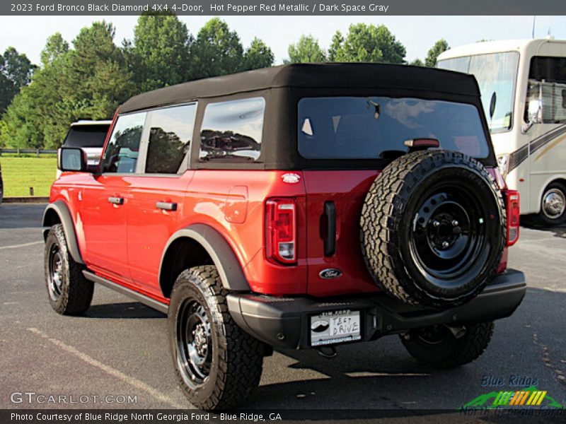 Hot Pepper Red Metallic / Dark Space Gray 2023 Ford Bronco Black Diamond 4X4 4-Door
