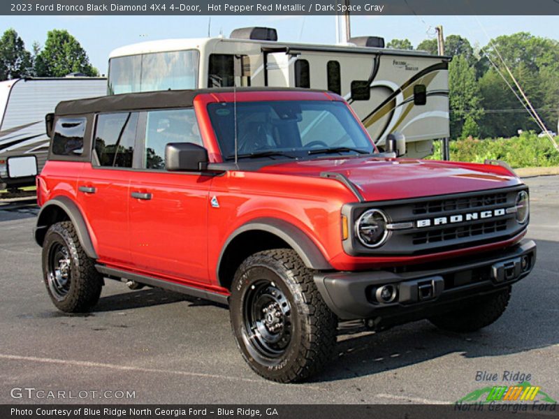 Hot Pepper Red Metallic / Dark Space Gray 2023 Ford Bronco Black Diamond 4X4 4-Door