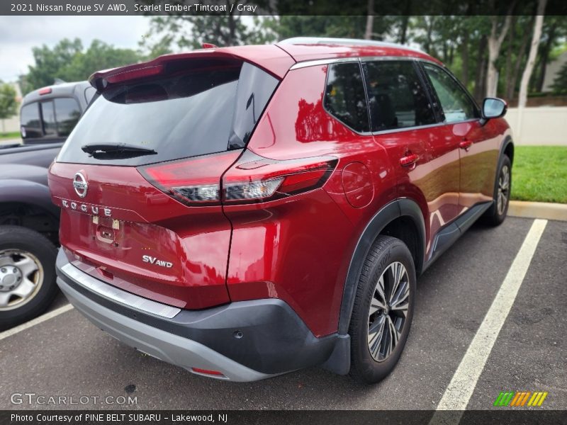 Scarlet Ember Tintcoat / Gray 2021 Nissan Rogue SV AWD