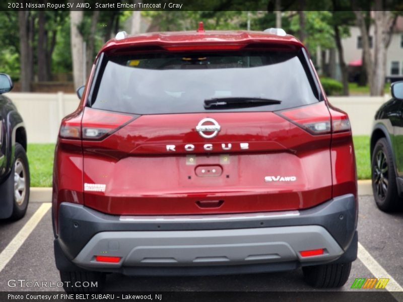 Scarlet Ember Tintcoat / Gray 2021 Nissan Rogue SV AWD