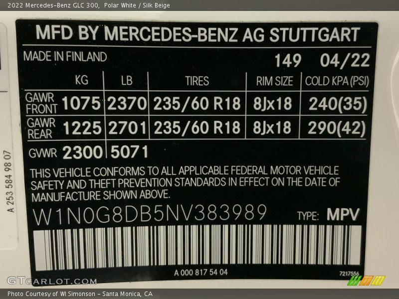 Polar White / Silk Beige 2022 Mercedes-Benz GLC 300