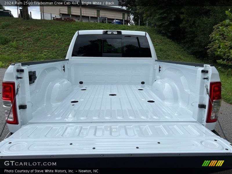 Bright White / Black 2024 Ram 2500 Tradesman Crew Cab 4x4