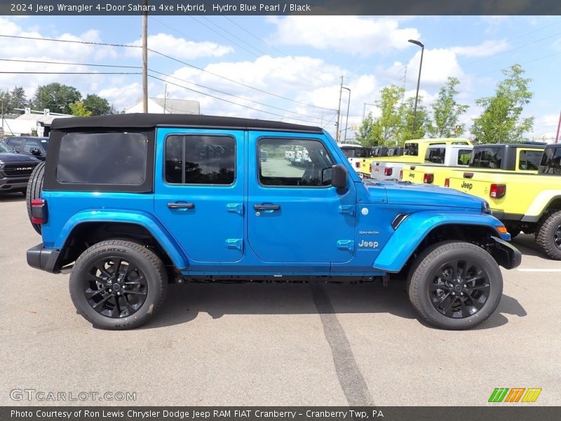  2024 Wrangler 4-Door Sahara 4xe Hybrid Hydro Blue Pearl