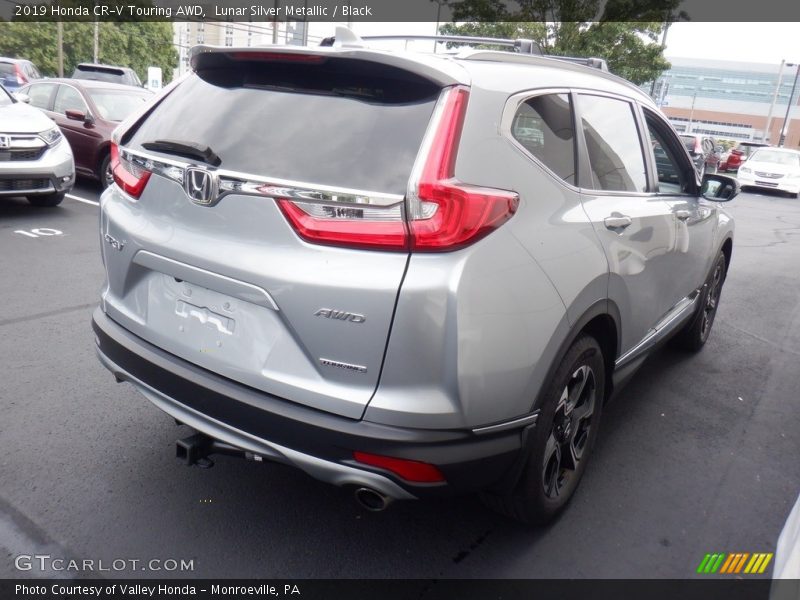  2019 CR-V Touring AWD Lunar Silver Metallic