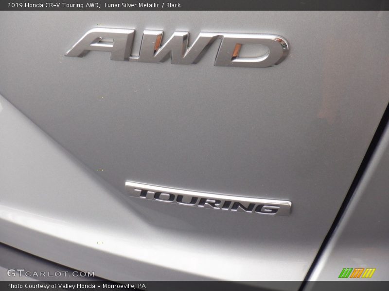  2019 CR-V Touring AWD Logo