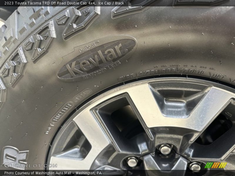 Ice Cap / Black 2023 Toyota Tacoma TRD Off Road Double Cab 4x4